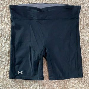 Under armor black spandex shorts